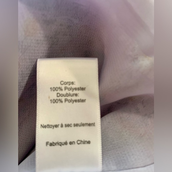 LN ASTR BLUE DITSY BLOUSE. FULLY LINED, RUFFLED FRONT, LONG SLEEVE-SMOCKED CUFF - Picture 8 of 8